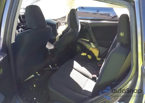 2017 Toyota Rav4 Le из США, поврежденный, VIN JTMBFREVXHJ713638